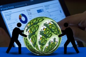 50 Länder in einem Indexfonds: Finanztip vergleicht weltweite Fonds, die auch in Schwellenländer anlegen